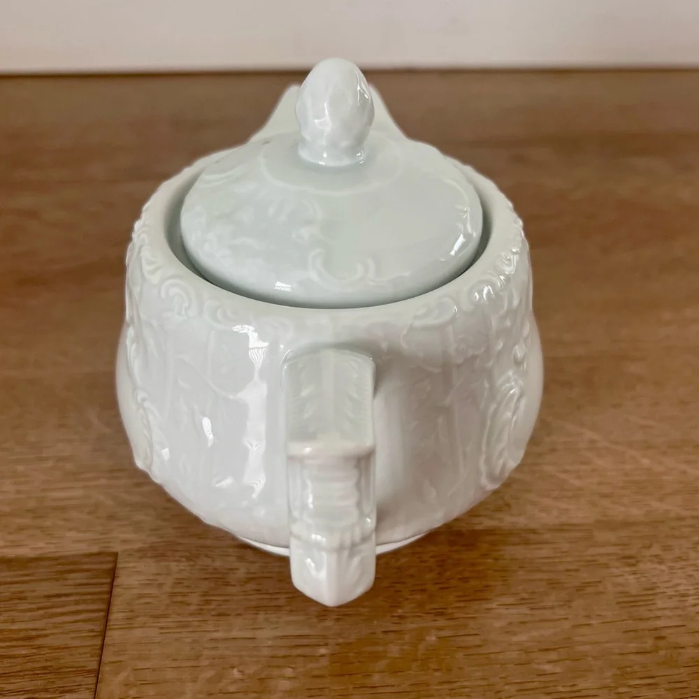 Rosenthal Germany Classic‎ Rose Collection Teapot Sanssouci White Embossed 5